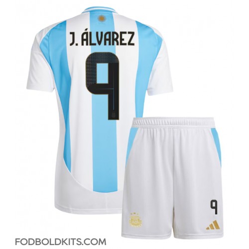 Argentina Julian Alvarez #9 Hjemmebanesæt Børn Copa America 2024 Kortærmet (+ Korte bukser)